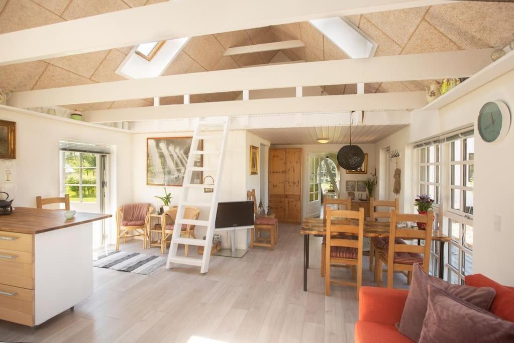 Ferienwohnung Kongsholmlund. Enjoy The Countryside. Vejby Exterior foto